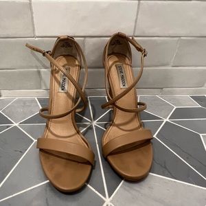 Steve Madden Crisscross Heel